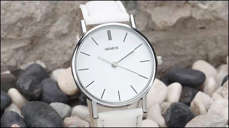 Đồng hồ Geneva nữ dây da tổng hợp màu trắng thanh lịch