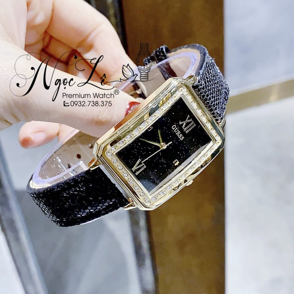 Đồng hồ Guess U0841L1 với viền bezel đính đá tinh xảo