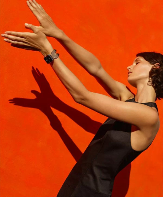 Đồng hồ thông minh Apple Watch Hermes, sự kết hợp hoàn hảo giữa công nghệ và thời trang cao cấp.