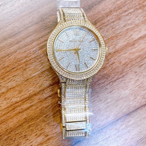 Đồng Hồ Michael Kors Đính Đá: Biểu Tượng Sang Trọng và Đẳng Cấp