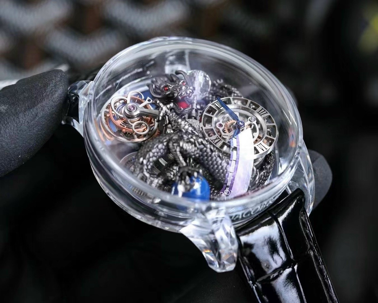 Mặt số đồng hồ Jacob & Co Astronomia Solar fake siêu cấp, với mô hình hệ mặt trời và các tiểu hành tinh đá quý