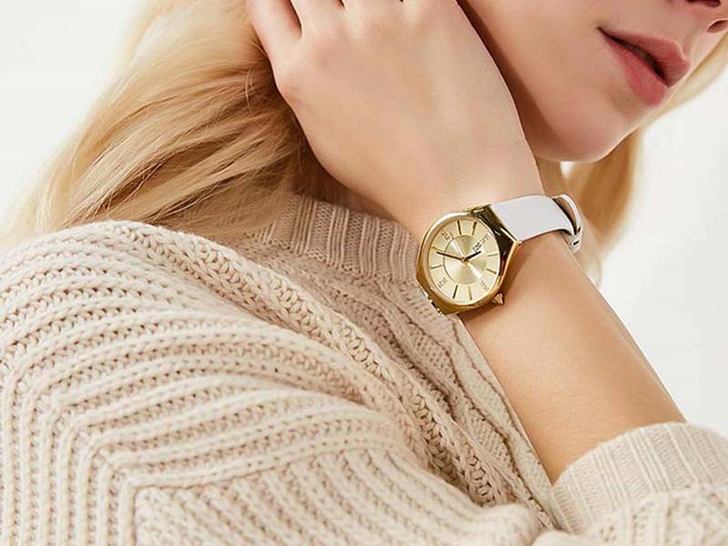 Dây đeo da tổng hợp mềm mại của đồng hồ Just Cavalli nữ, liệu có tốt không?