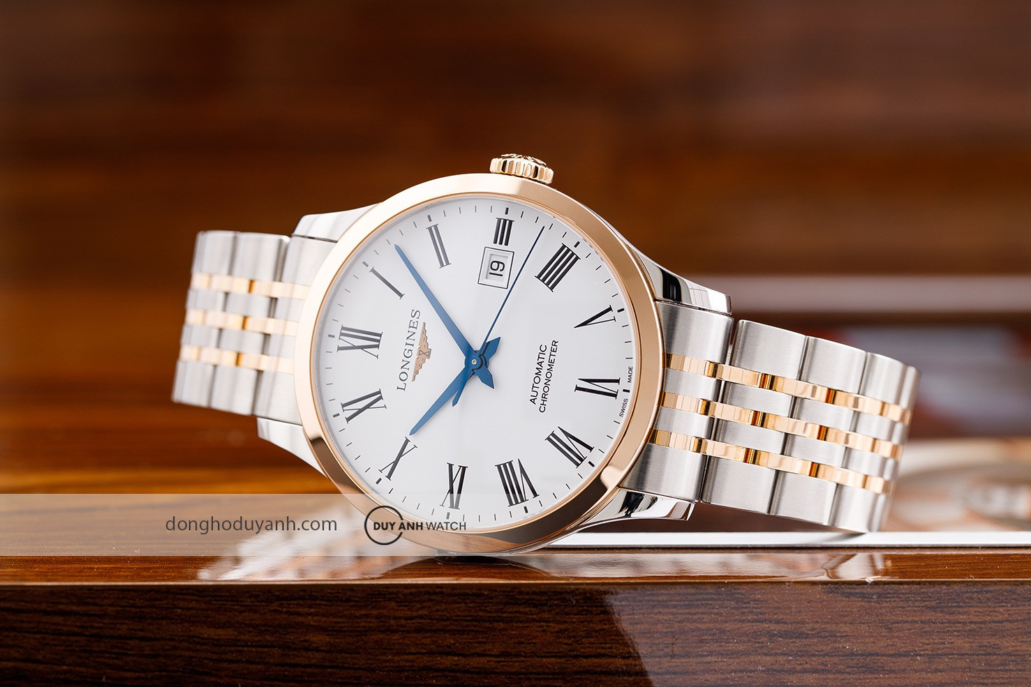 Đồng Hồ Longines Record L2.821.5.11.7 với thiết kế demi vàng 18K và chứng nhận COSC