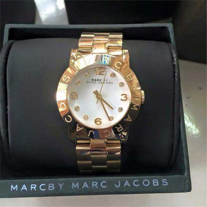 Giá đồng hồ Marc Jacobs chính hãng và các yếu tố ảnh hưởng