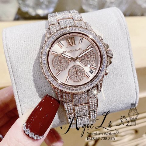 Đồng Hồ Michael Kors Đính Đá: Biểu Tượng Sang Trọng và Đẳng Cấp