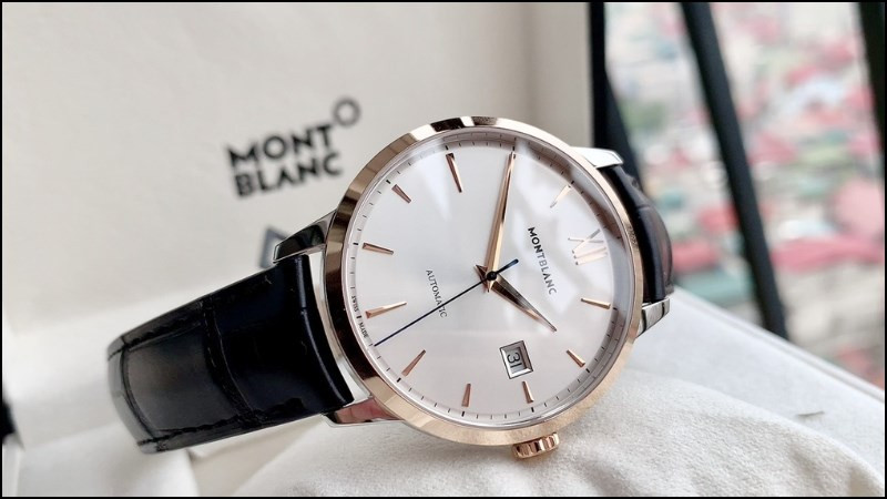 Hộp đựng đồng hồ Montblanc của nước nào có biểu tượng ngôi sao 6 cánh
