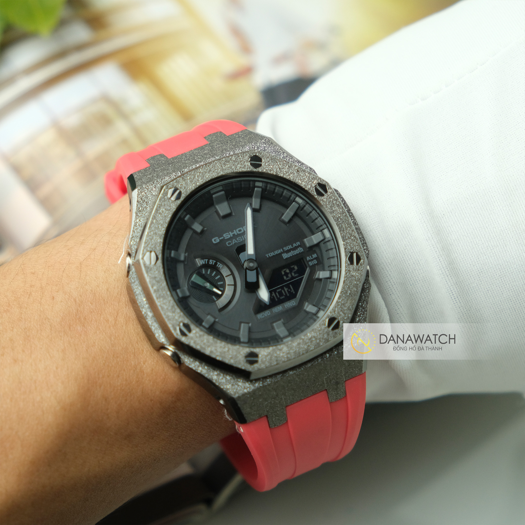 Phiên bản đồng hồ Casio G-Shock GA-B2100-3ADR Custom dây cao su màu đỏ đặc biệt