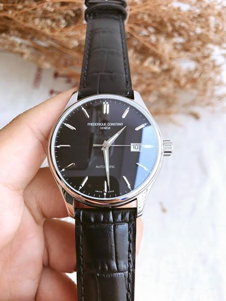 Cận cảnh bộ máy Automatic Thụy Sĩ của đồng hồ nam hàng hiệu xách tay