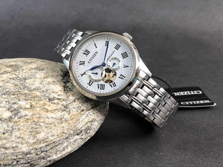 Mẫu đồng hồ Citizen NP1020-82A lộ tim với thiết kế đẳng cấp trong phân khúc dưới 5 triệu