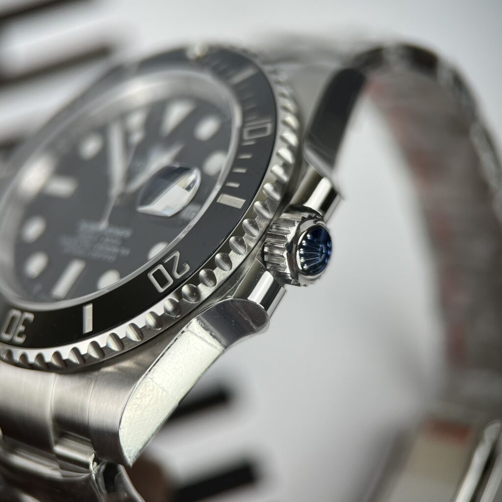 Dây đeo Oyster và khóa Glidelock trên đồng hồ nam Rolex Thụy Sỹ cao cấp