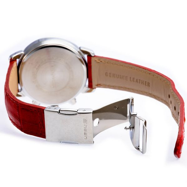 Cận cảnh mặt đồng hồ nữ cao cấp Casio Sheen SHN-5010L với các chi tiết kim loại và kim xanh
