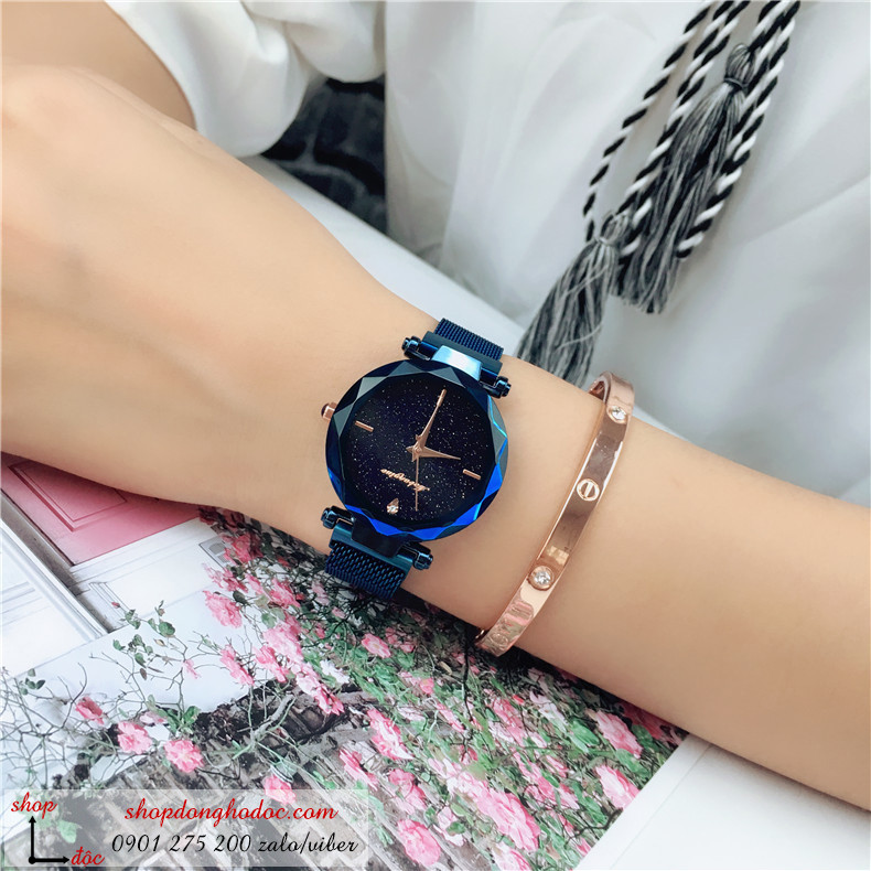 Đồng hồ nam châm nữ chính hãng dây kim loại lưới mặt tròn xanh thời trang