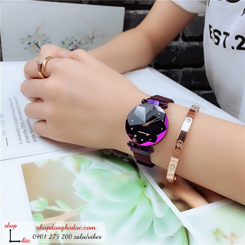 Đồng hồ nam châm nữ chính hãng dây kim loại mặt tròn gợn sóng tím sành điệu