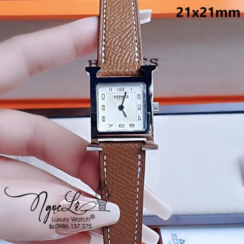Đồng Hồ Hermes Nữ Mặt Vuông: Biểu Tượng Phong Cách & Đẳng Cấp Cho Phái Đẹp