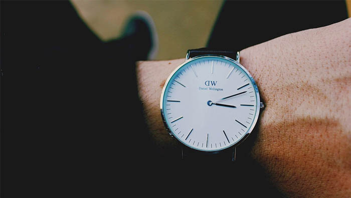 Mẫu đồng hồ Daniel Wellington, đối thủ cạnh tranh của Olym Pianus