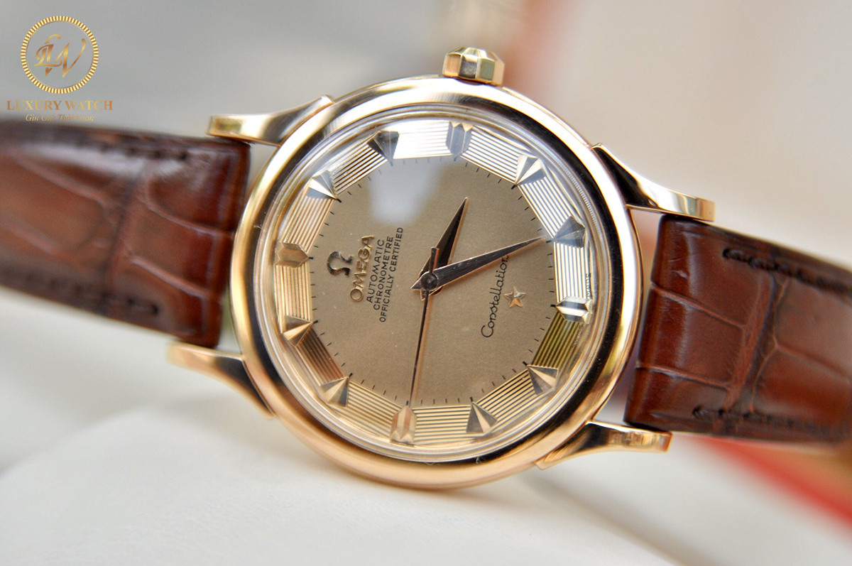 Tổng quan đồng hồ Omega Constellation Bát Quái cổ điển trên dây da cao cấp