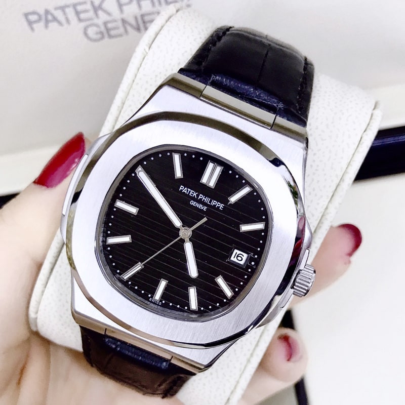Kiểm tra chi tiết đồng hồ Patek Philippe máy Nhật để phân biệt thật giả