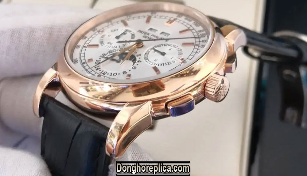 Thiết kế vỏ và núm vặn ấn tượng của đồng hồ Patek Philippe Geneve 58152 Replica