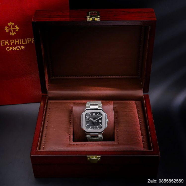 Tổng quan mặt sau đồng hồ Patek Philippe giá rẻ Cubitus Automatic