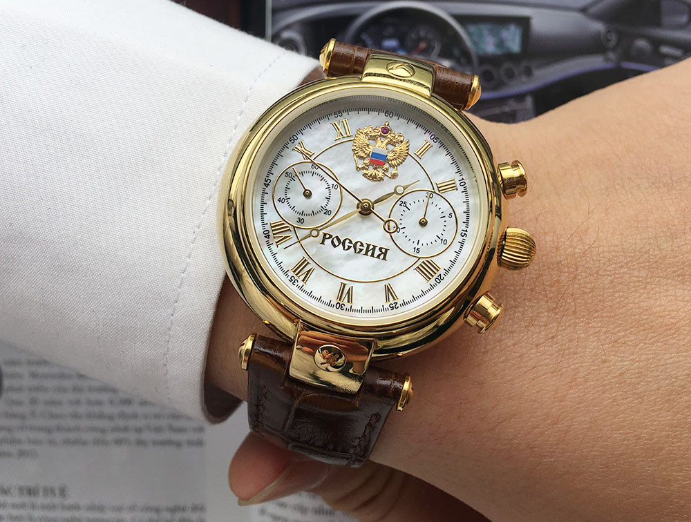 Thiết kế sang trọng của đồng hồ Poljot 23 Jewels, minh chứng chất lượng Liên Xô