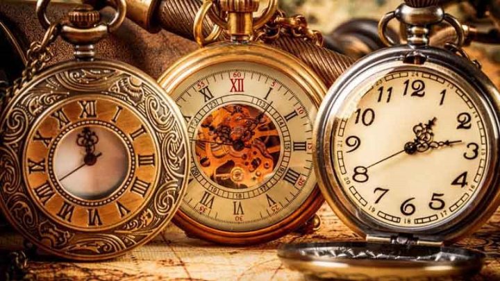 Đồng hồ quả quýt cổ điển sang trọng và biểu tượng phong cách