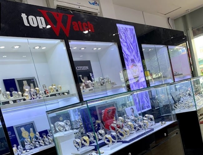 Trưng bày đồng hồ chính hãng từ Nhật Bản và Thụy Sĩ tại Topwatch Gò Vấp