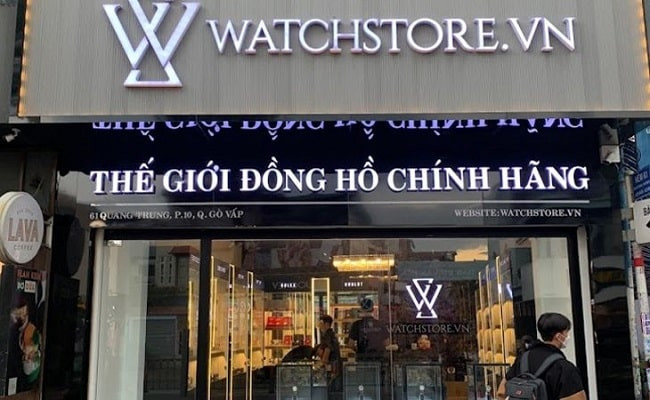 Nội thất sang trọng của WatchStore, một trong những cửa hàng đồng hồ ở Gò Vấp