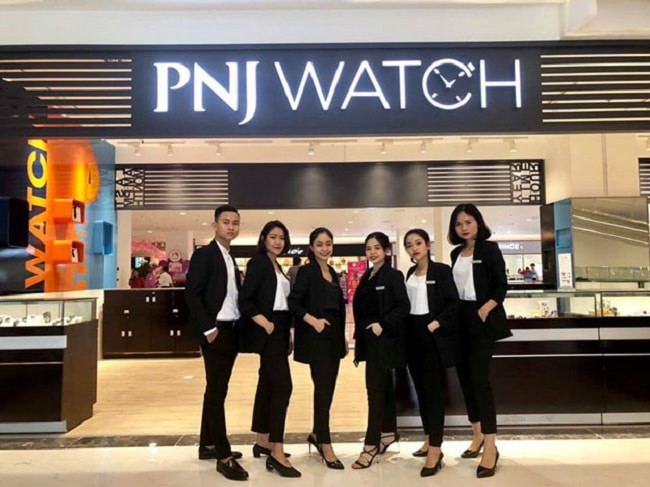 Cận cảnh không gian sang trọng của Cửa Hàng Đồng Hồ PNJ Watch Gò Vấp