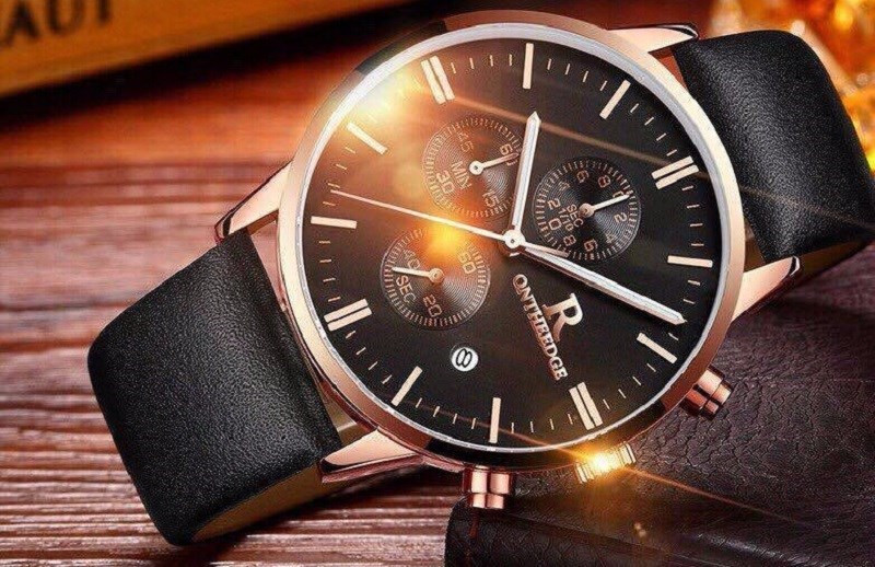 Đồng hồ dây da nam của Ontheedge là một trong những dòng sản phẩm được yêu thích nhất