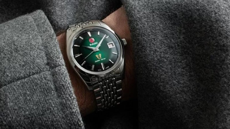 Đồng hồ Rado cá ngựa cổ sử dụng chất liệu cao cấp để chế tác