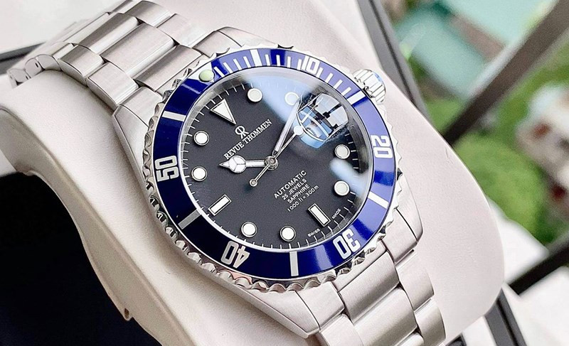Đồng hồ Revue Thommen Diver có khả năng chống nước vượt trội 20ATM