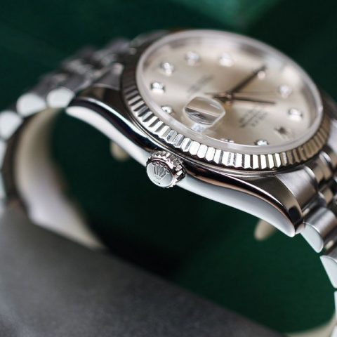 Đồng Hồ Cơ Rolex Giá Rẻ: Bí Quyết Sở Hữu Biểu Tượng Đẳng Cấp Với Ngân Sách Hợp Lý
