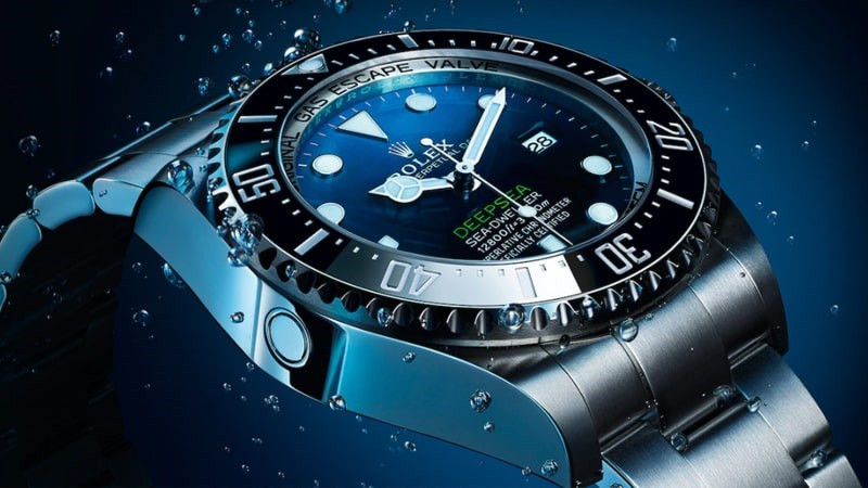 Đồng hồ cao cấp Thụy Sỹ ROLEX được chế tác thủ công tinh xảo