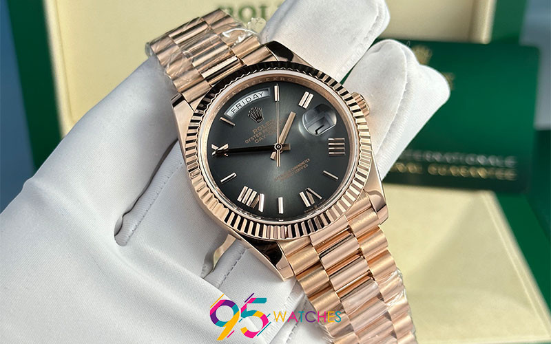 Đồng hồ Rolex Daydate Replica 1:1 với mặt số màu xám và vỏ vàng hồng tinh tế
