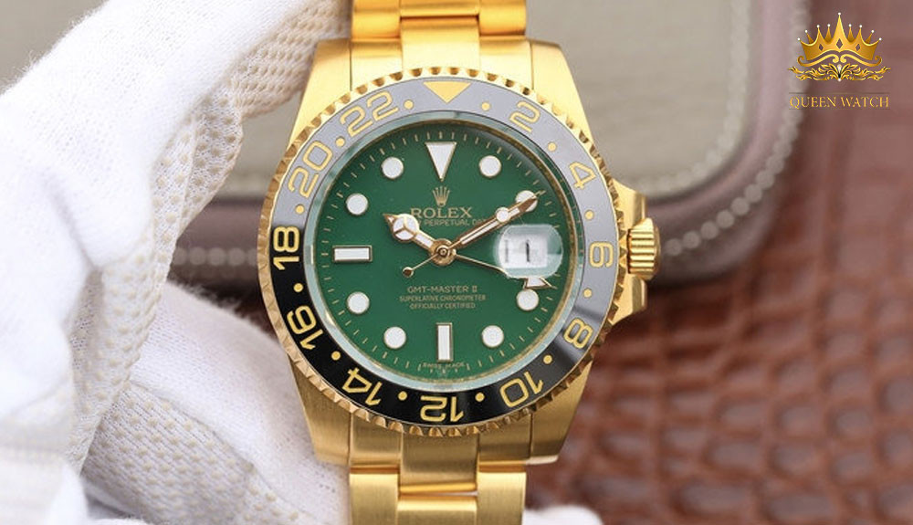Đồng hồ Rolex GMT Master II Green Dial mạ vàng 18K, một ví dụ về đồng hồ mạ vàng giá bao nhiêu ở phân khúc cao cấp