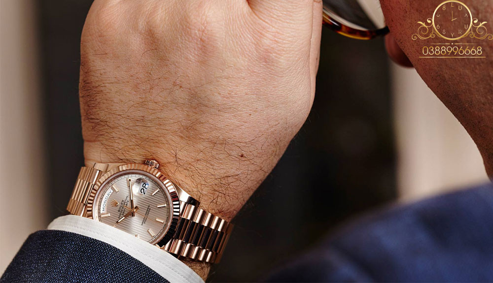 Đặc điểm nổi bật của đồng hồ Rolex mạ vàng, mang lại vẻ quý tộc cho người đeo