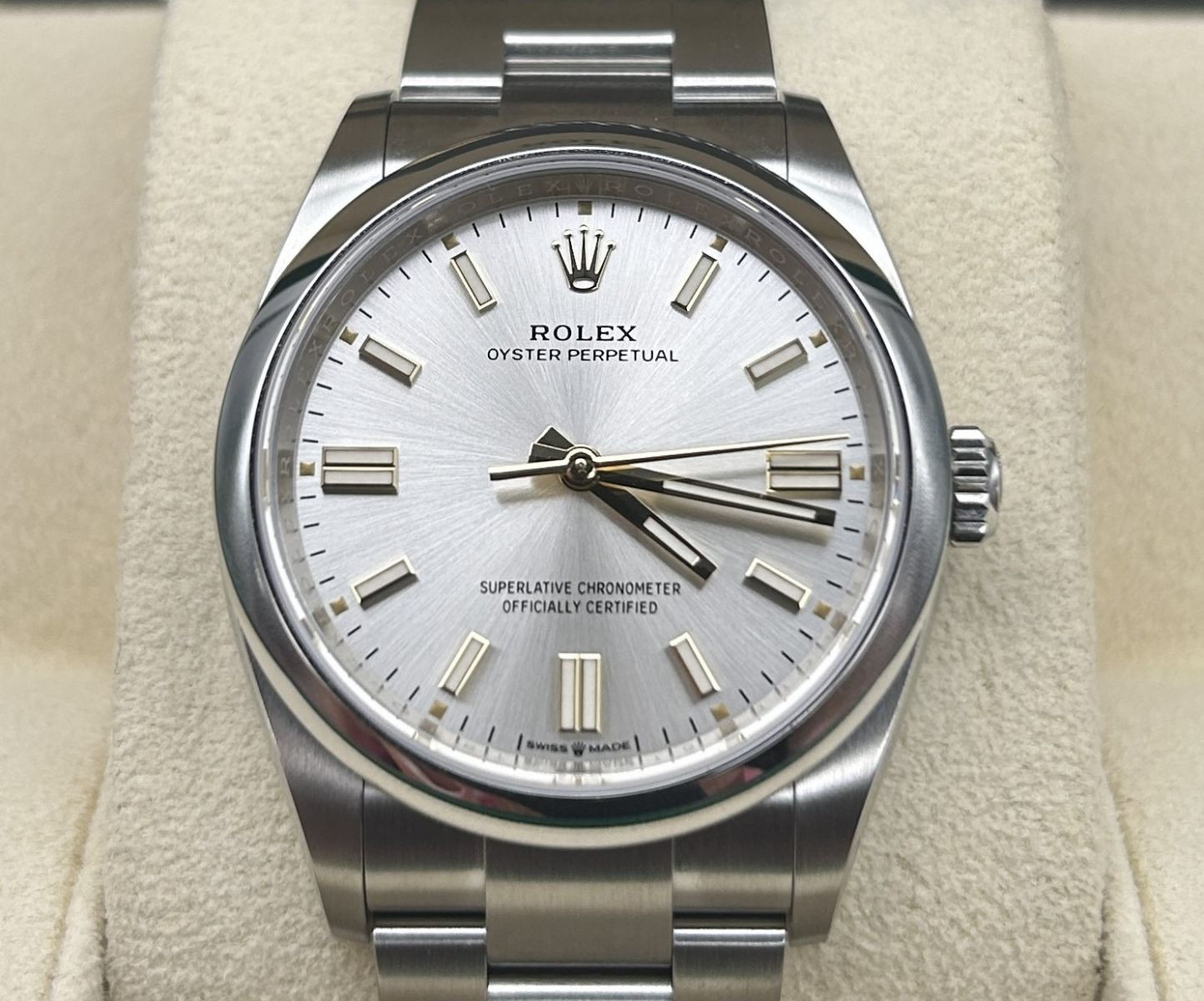 rolex oyster perpetual mặt xanh lá dây kim loại