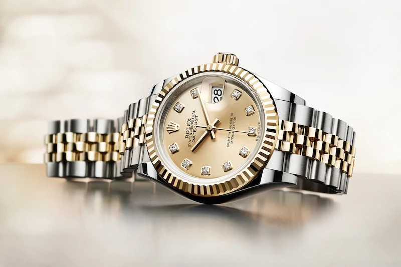 đồng hồ Rolex nữ mạ vàng Datejust 28mm đính kim cương tinh xảo