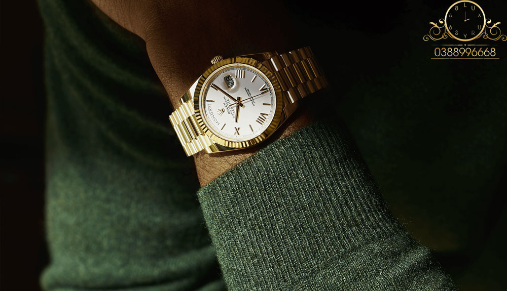 Các yếu tố ảnh hưởng đến độ bền màu của đồng hồ mạ vàng 18K