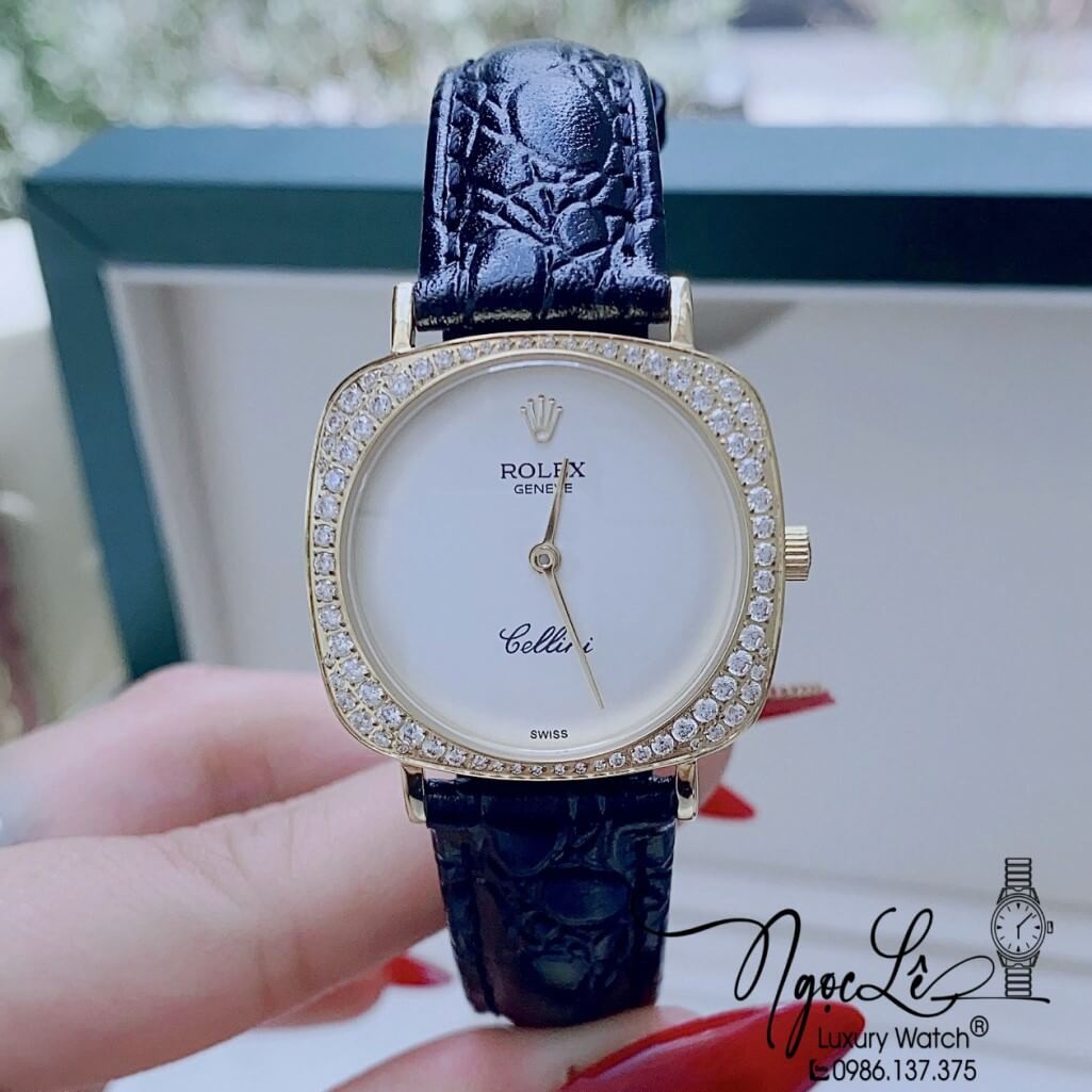Đồng Hồ Rolex Nữ Dây Da Chính Hãng: Biểu Tượng Của Đẳng Cấp và Phong Cách