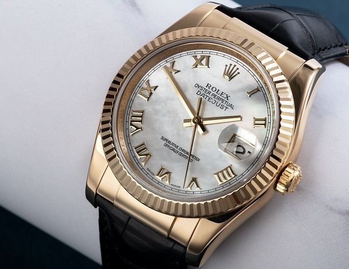Mẫu Rolex Oyster Perpetual Datejust 116138 dây da vàng khối