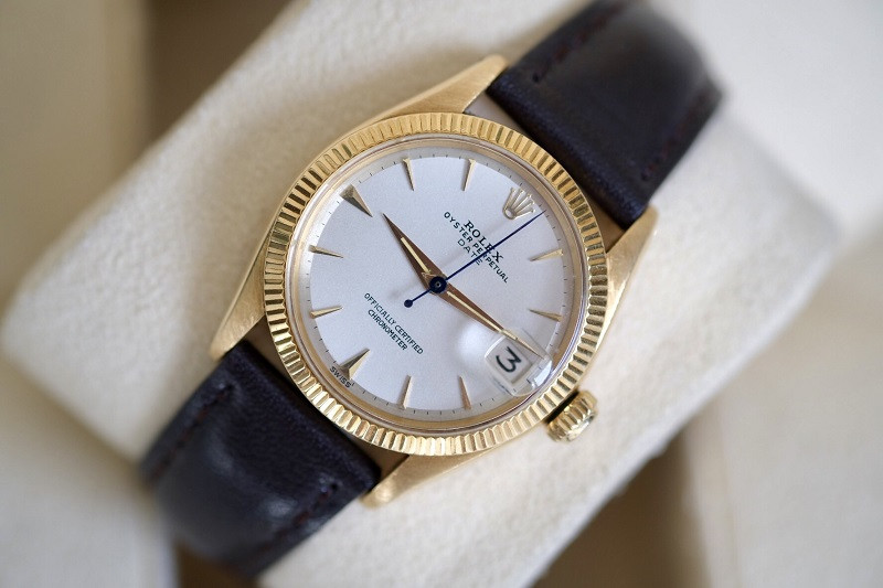 Lý do đồng hồ Rolex Oyster Perpetual Datejust dây da được ưa chuộng
