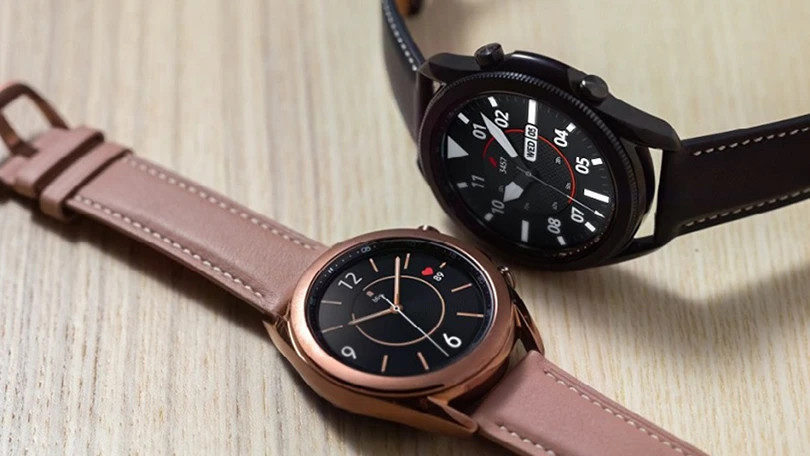 Mẫu đồng hồ thông minh Samsung Galaxy Watch 3 cũ màu bạc với dây da