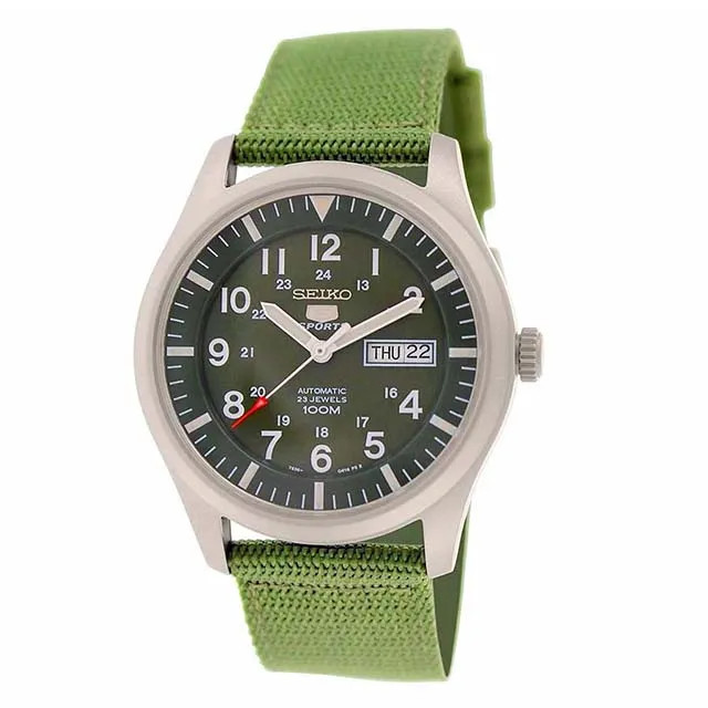 Thiết kế bền bỉ của đồng hồ Seiko 5 Military, được nhiều người yêu thích