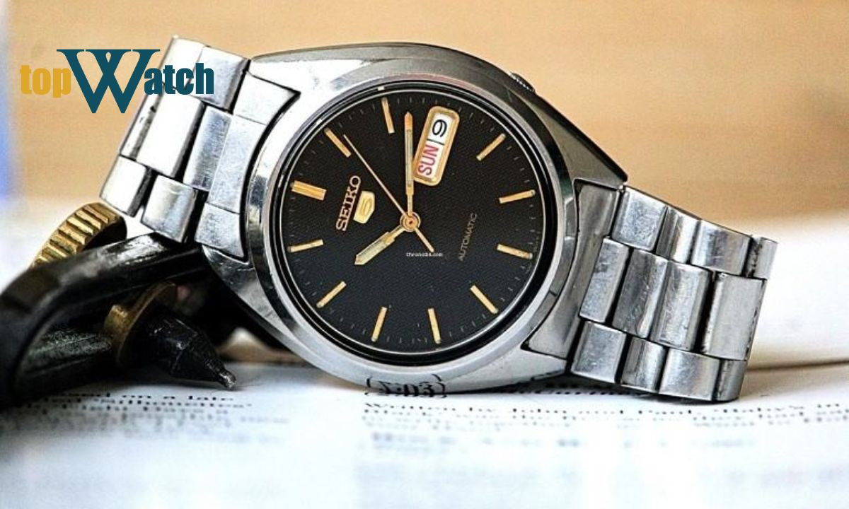 Seiko 5 Automatic, mẫu đồng hồ đeo tay cổ xưa Nhật Bản bền bỉ