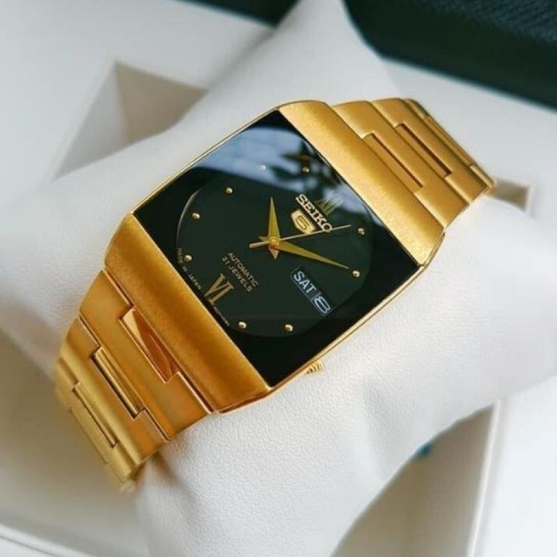 Đồng hồ Seiko SNY014J1 mặt chữ nhật nam với thiết kế tối giản