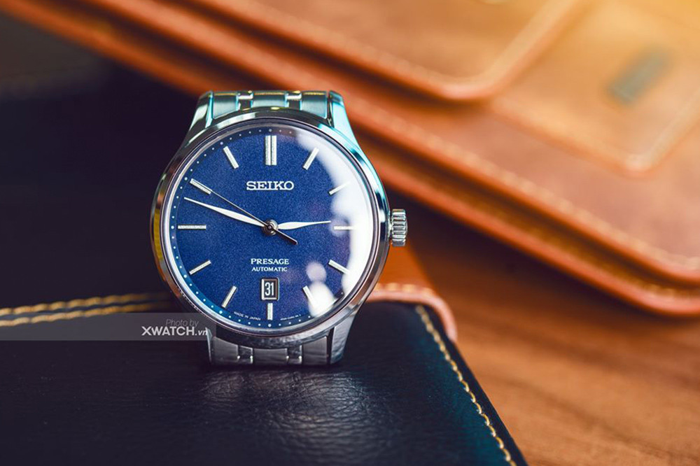 Đồng hồ Seiko Presage tự động với thiết kế sang trọng, một ví dụ về chất lượng Seiko ở phân khúc cao hơn, nhưng bài viết tập trung vào các mẫu đồng hồ Seiko dưới 2 triệu