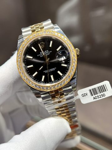 Đồng hồ Rolex Nạm Kim Cương: Biểu Tượng Của Tinh Hoa Chế Tác Và Đẳng Cấp Vượt Thời Gian