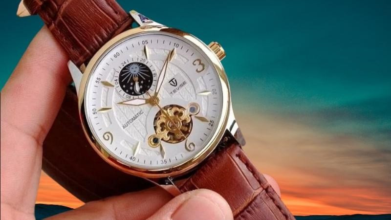 Đa dạng tính năng hữu ích trên đồng hồ Tevise
