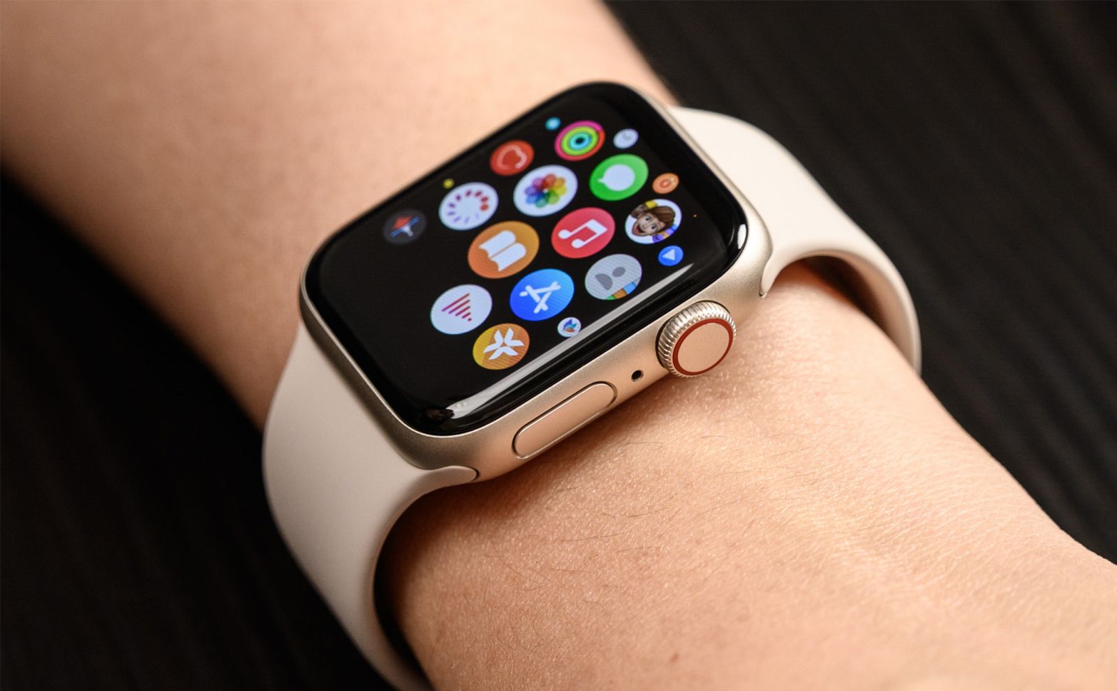 Đồng Hồ Thông Minh Chống Nước Apple: Hướng Dẫn Toàn Diện Từ Chuyên Gia